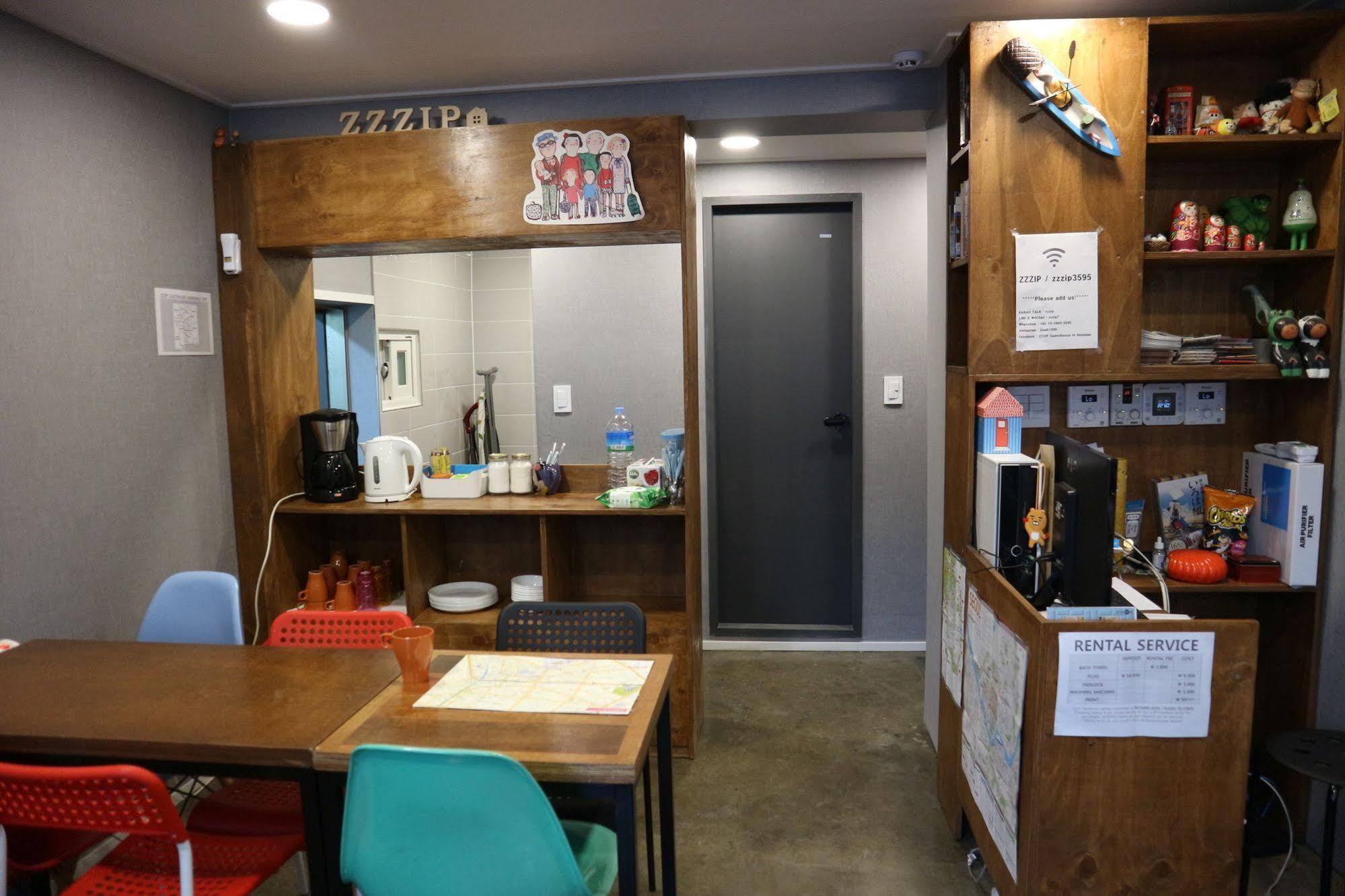 Zzzip Guesthouse In Hongdae Σεούλ Εξωτερικό φωτογραφία